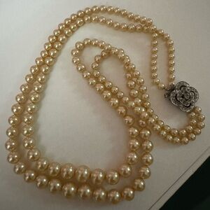 VTG MARVELA Elegant Double-Strand Pearl Necklace Faux Pearl